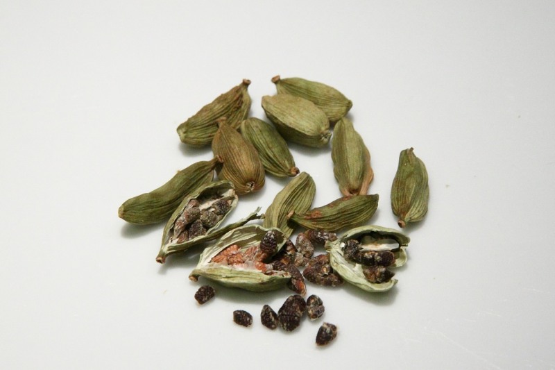 Kardamom (mit Schale) gemahlen bio